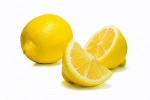 Etherische olie van citroen of citroenolie, is een etherische olie gebaseerd op citroen